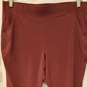 Eddie Bauer Departure Ankle Pants